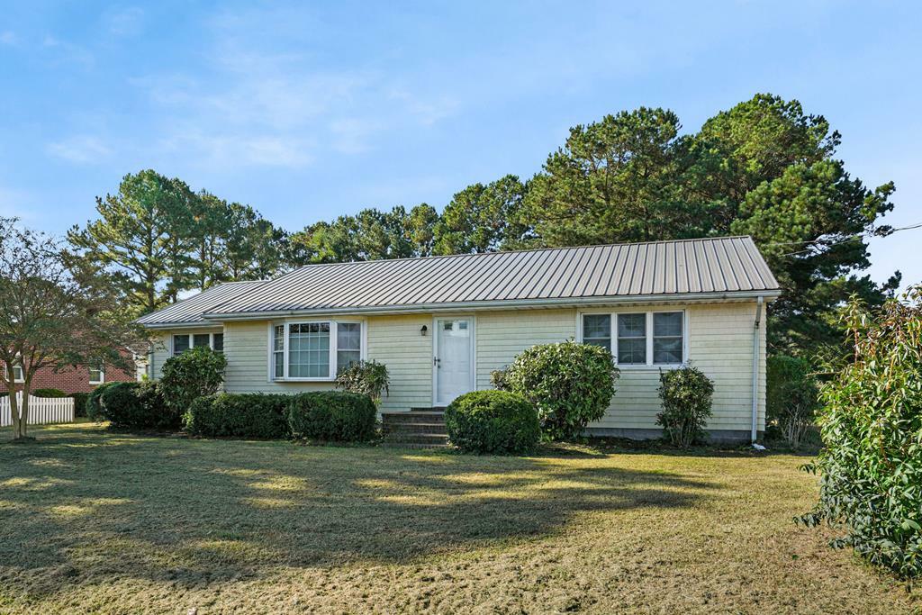 Property Photo:  20214 Market St  VA 23417 