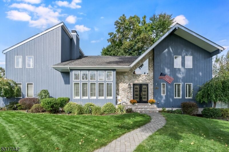 Property Photo:  1120 Peach Tree Ln  NJ 07092 