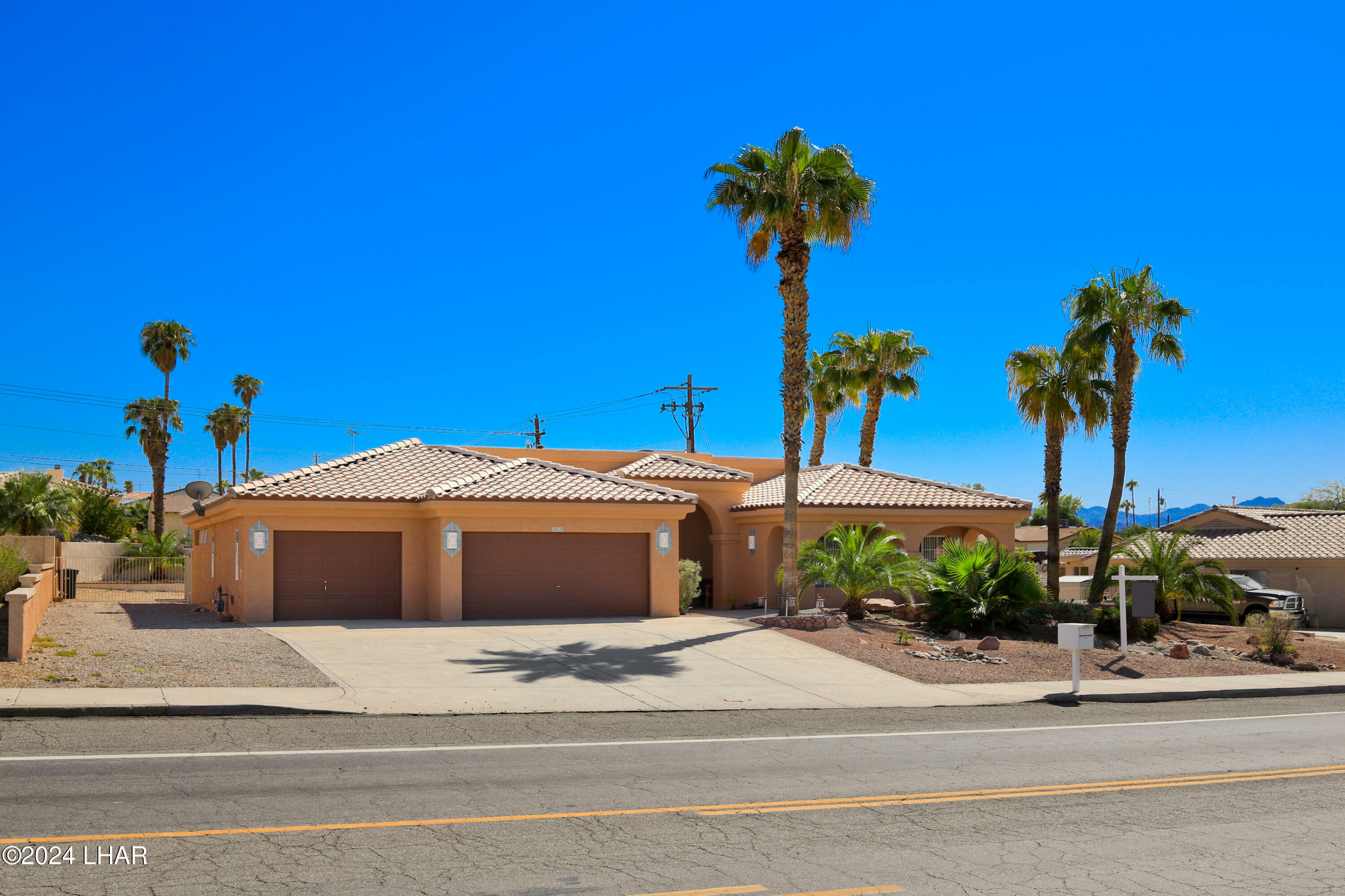 Property Photo:  2608 Jamaica Blvd  AZ 86406 