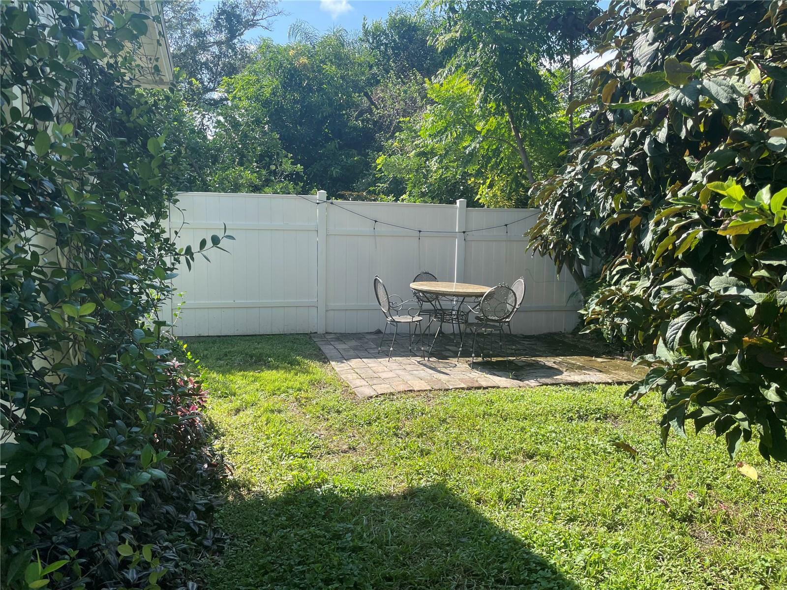 Property Photo:  1476 Cleveland Street  FL 33755 