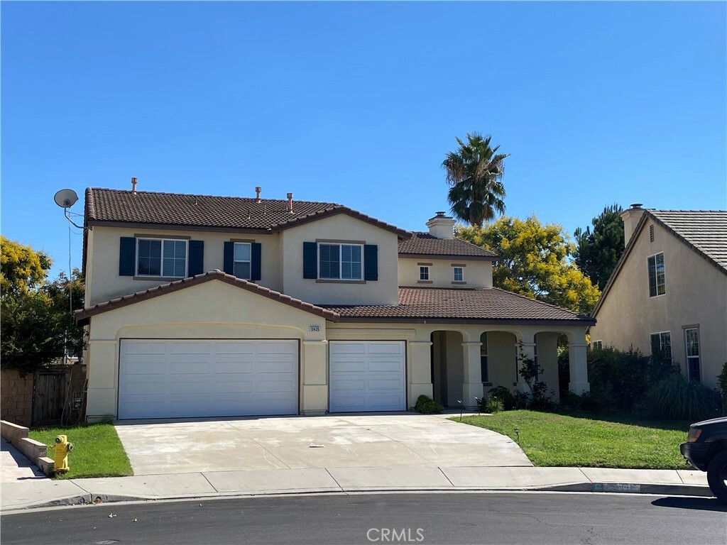 13435 Fox Hollow Circle  Eastvale CA 92880 photo