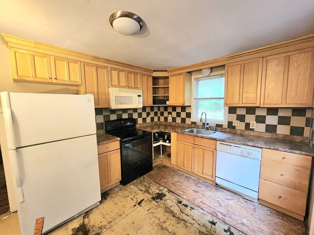 Property Photo:  302 Weymouth Street  MA 02343 