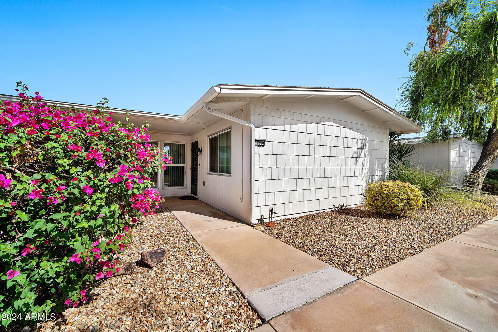Property Photo: 17070 N 105th Avenue AZ 85373
