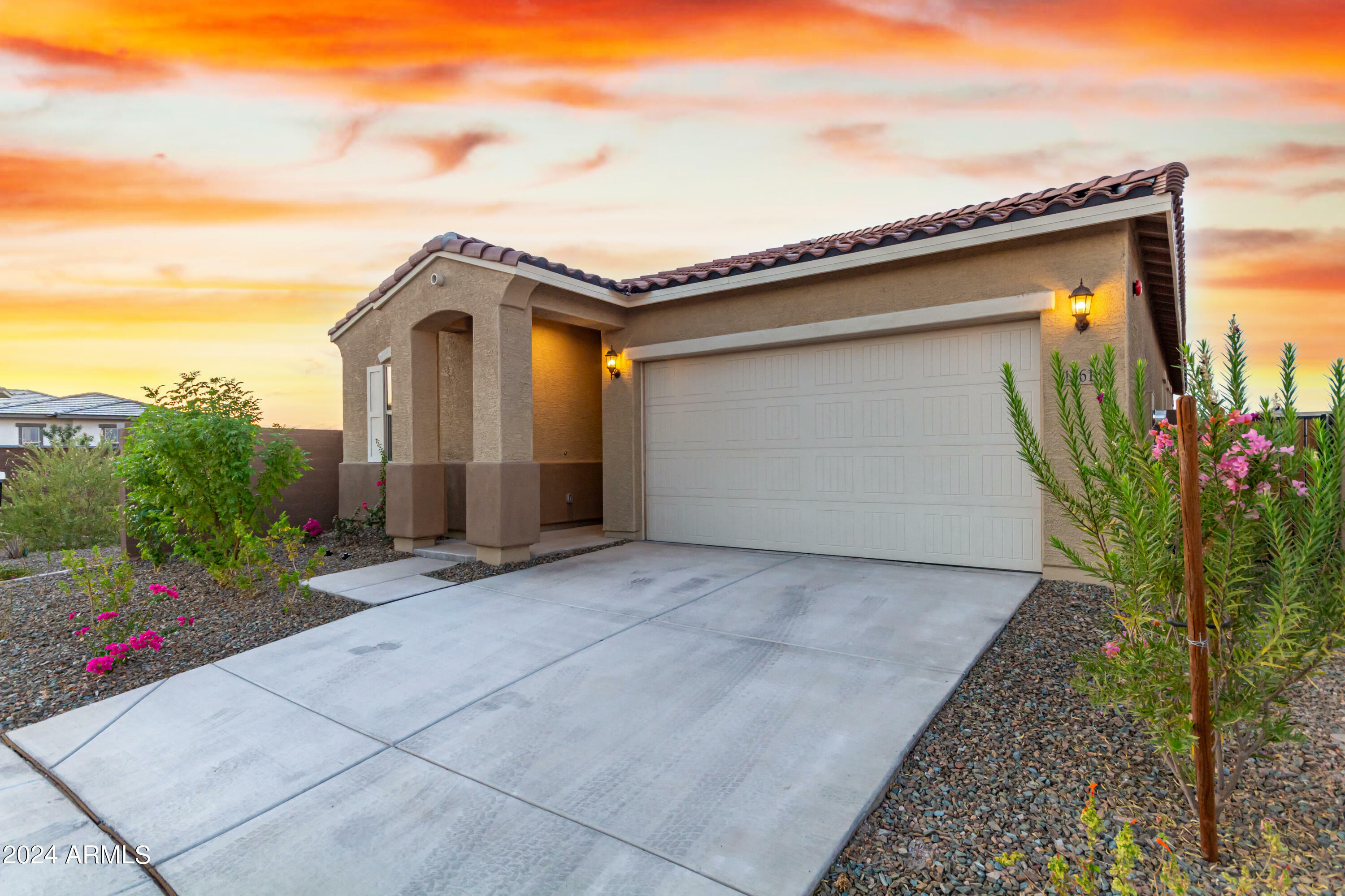 Property Photo:  13618 W Shifting Sands Drive  AZ 85383 