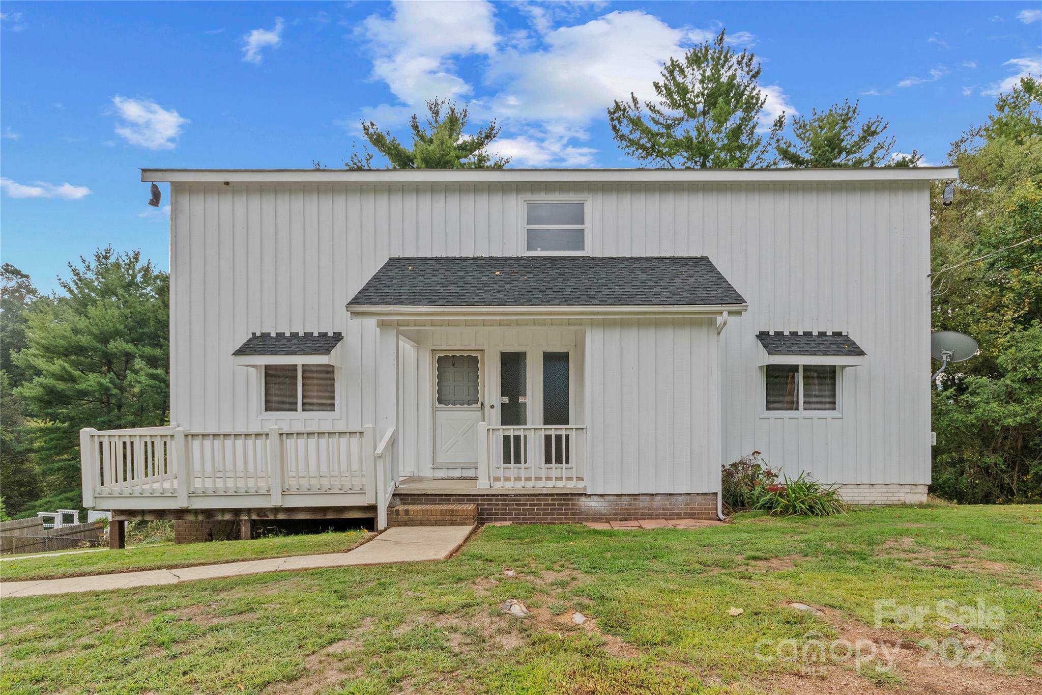 Property Photo:  163 Forsythia Lane  NC 28721 