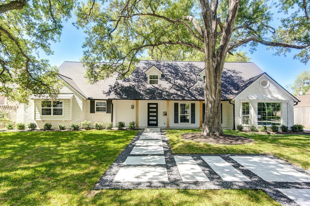 Property Photo:  926 Old Lake Road  TX 77057 