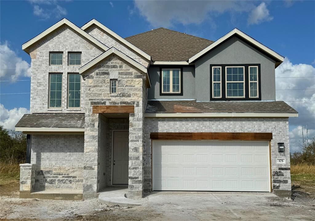Property Photo:  375 Ice Shore Trail  TX 77535 