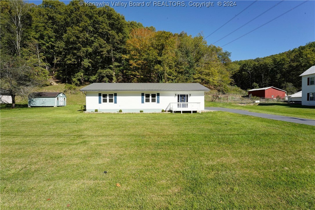 Property Photo:  4486 Midway Road  WV 25573 