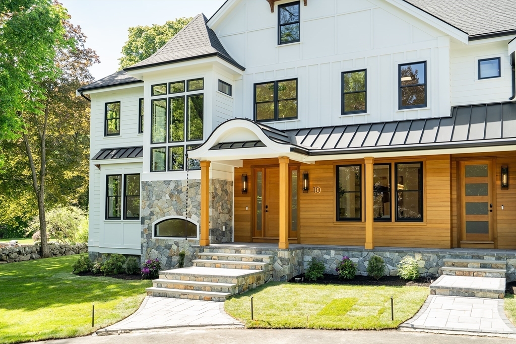 Property Photo: 10 Fairlawn Lane MA 02420