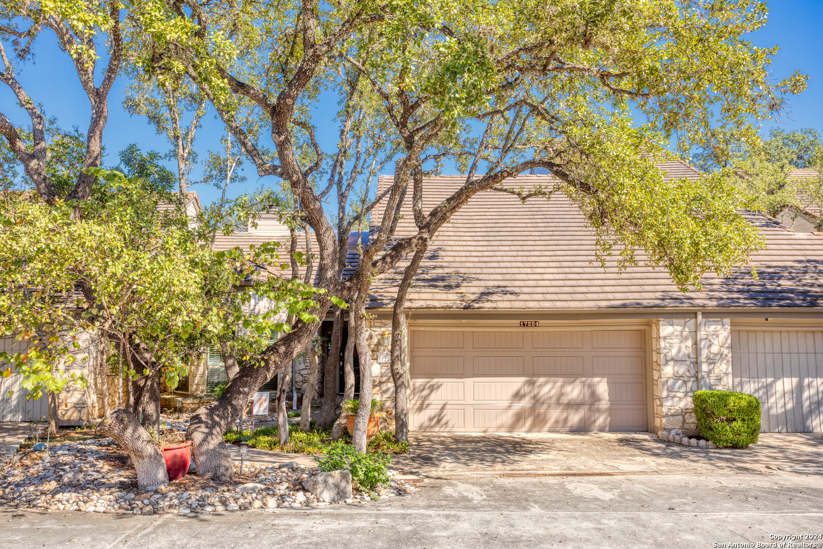 17224 Beacon Woods 1503  San Antonio TX 78248 photo