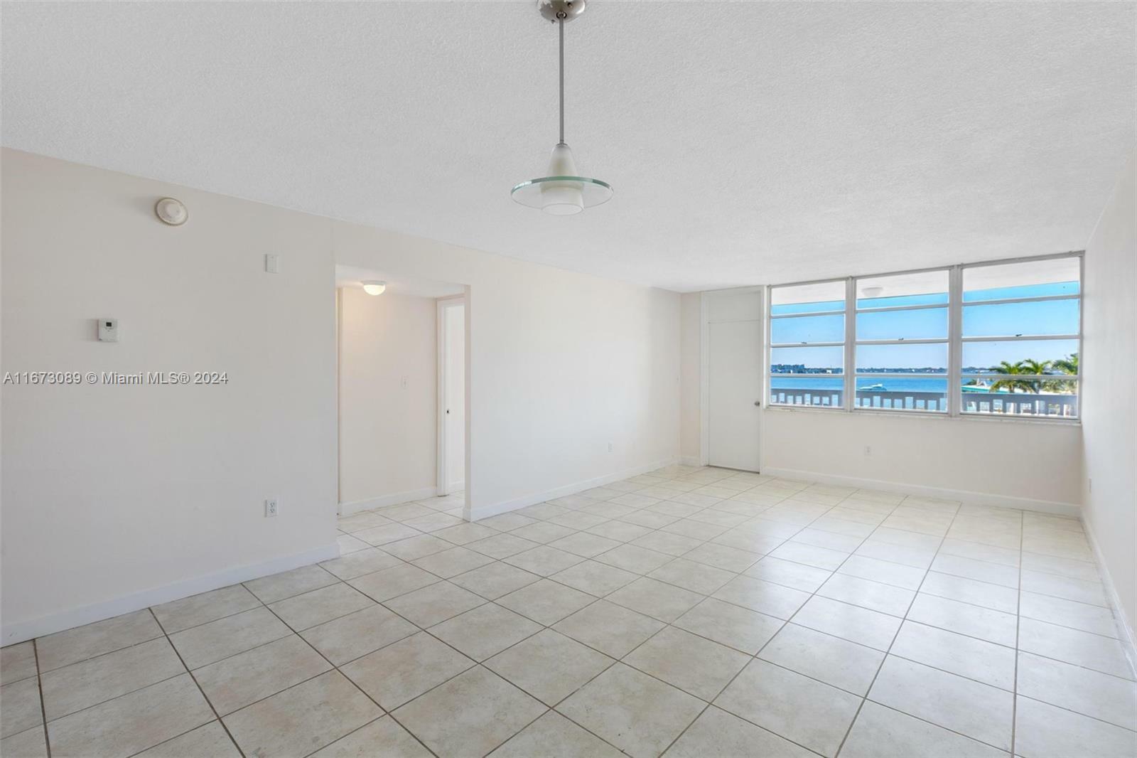 Property Photo:  2016 Bay Dr 502  FL 33141 