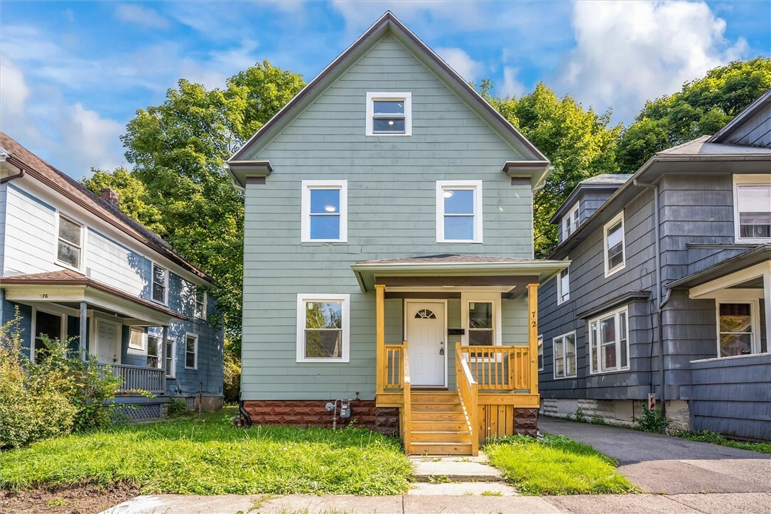 Property Photo:  72 Ellison Street  NY 14609 