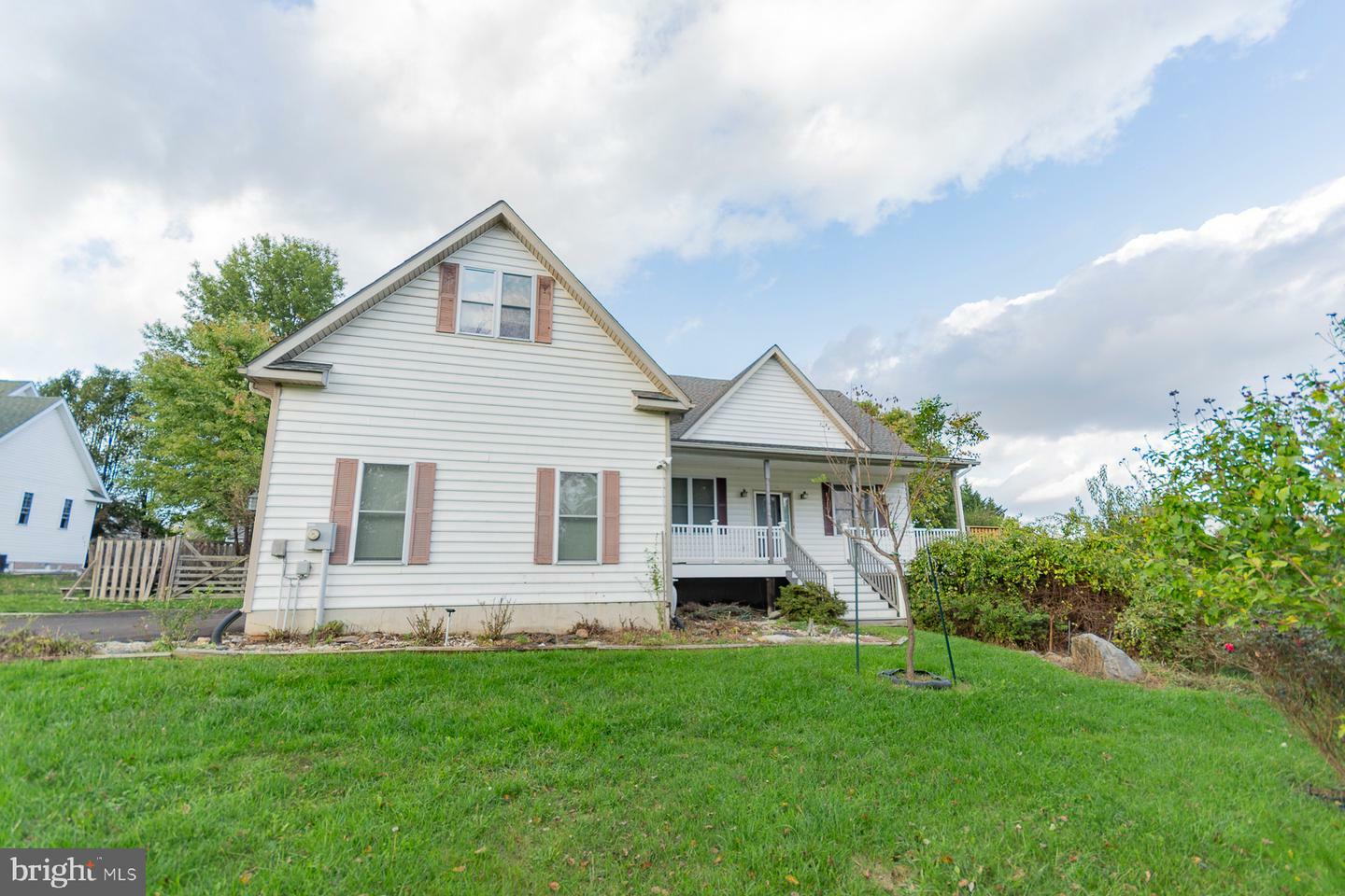 Property Photo:  36 Pinto Court  WV 25414 