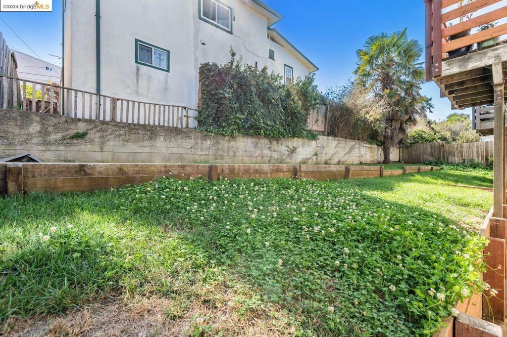 Property Photo:  6000 Bayview Ave  CA 94804 