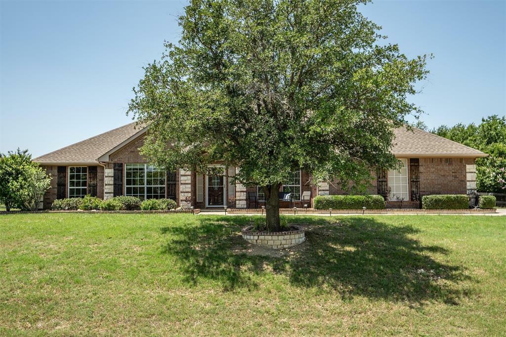 Property Photo: 7710 Valley Ridge Drive TX 76247