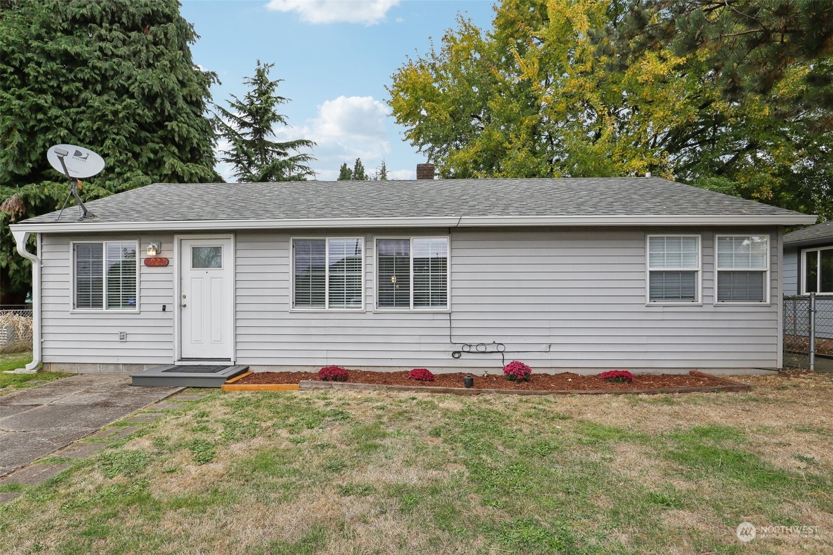 Property Photo:  1922 W 27th Street  WA 98660 