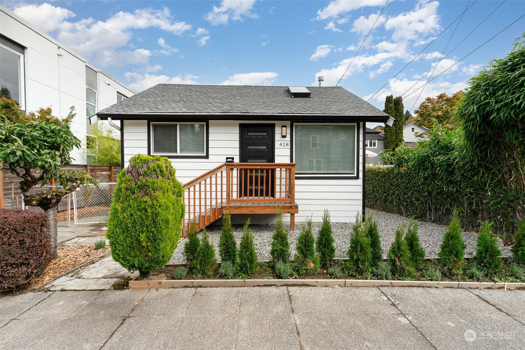 Property Photo:  418  31st Avenue E  WA 98112 