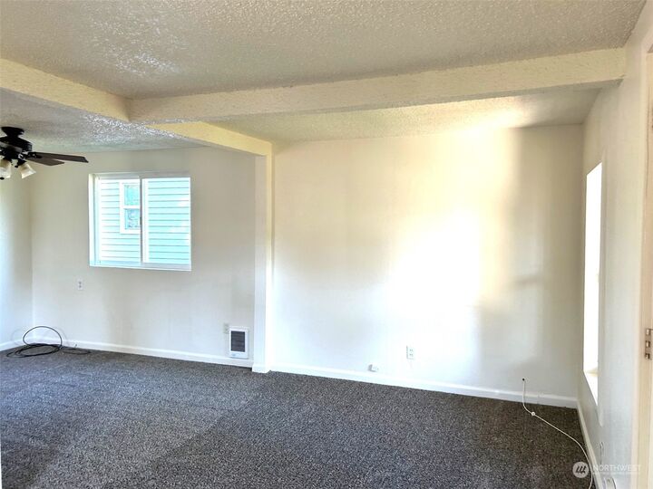 Property Photo:  1511  3rd  N  WA 98626 