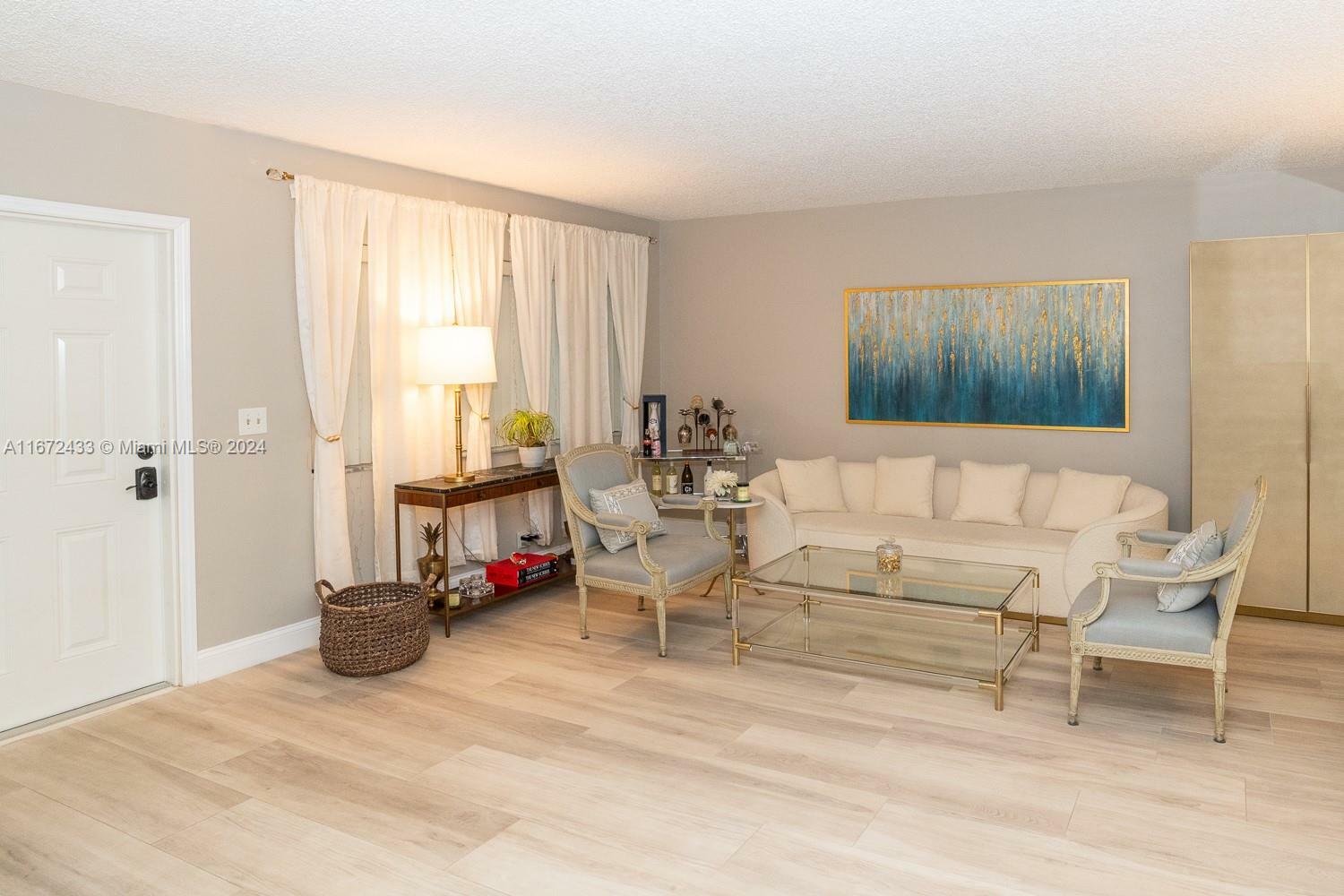 Property Photo:  2141 NE 68th St 107  FL 33308 