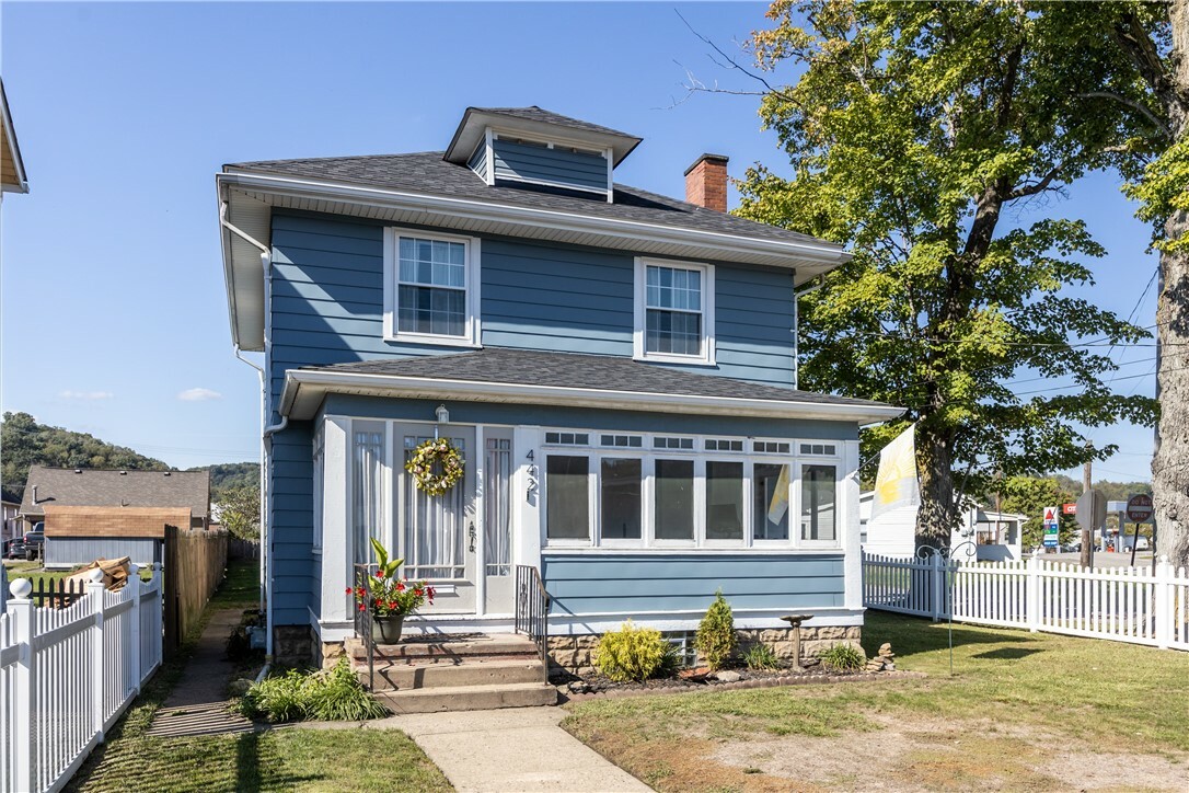 Property Photo:  442 Jefferson Ave  PA 15009 