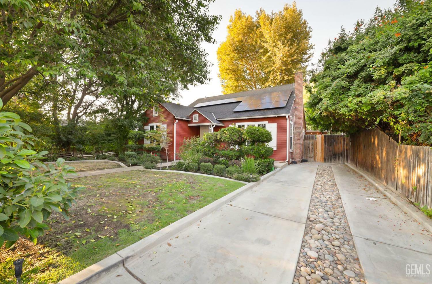 Property Photo:  3030 San Emidio Street  CA 93304 