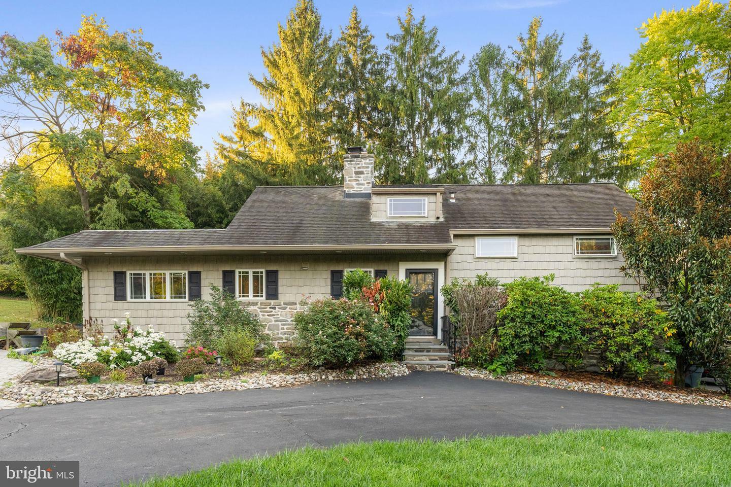 Property Photo:  809 Matsons Ford Road  PA 19085 