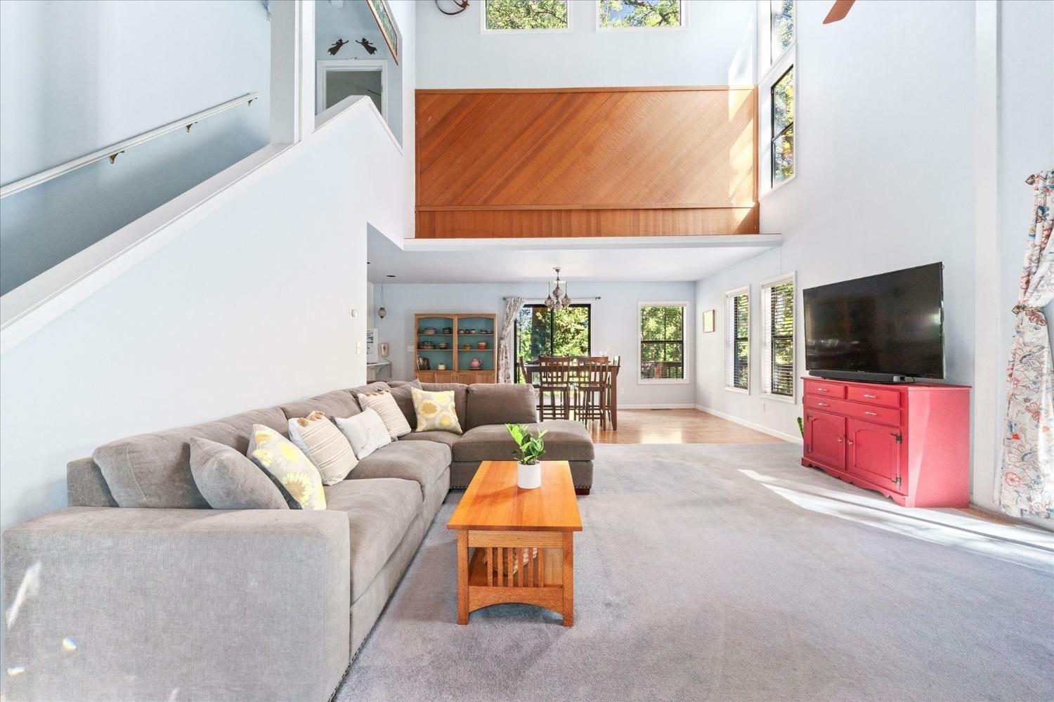 Property Photo: 1708 Bear Clover Court CA 95223