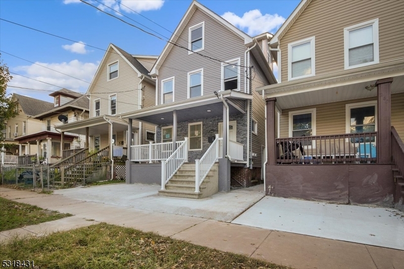 Property Photo:  258 Delavan St  NJ 08901 