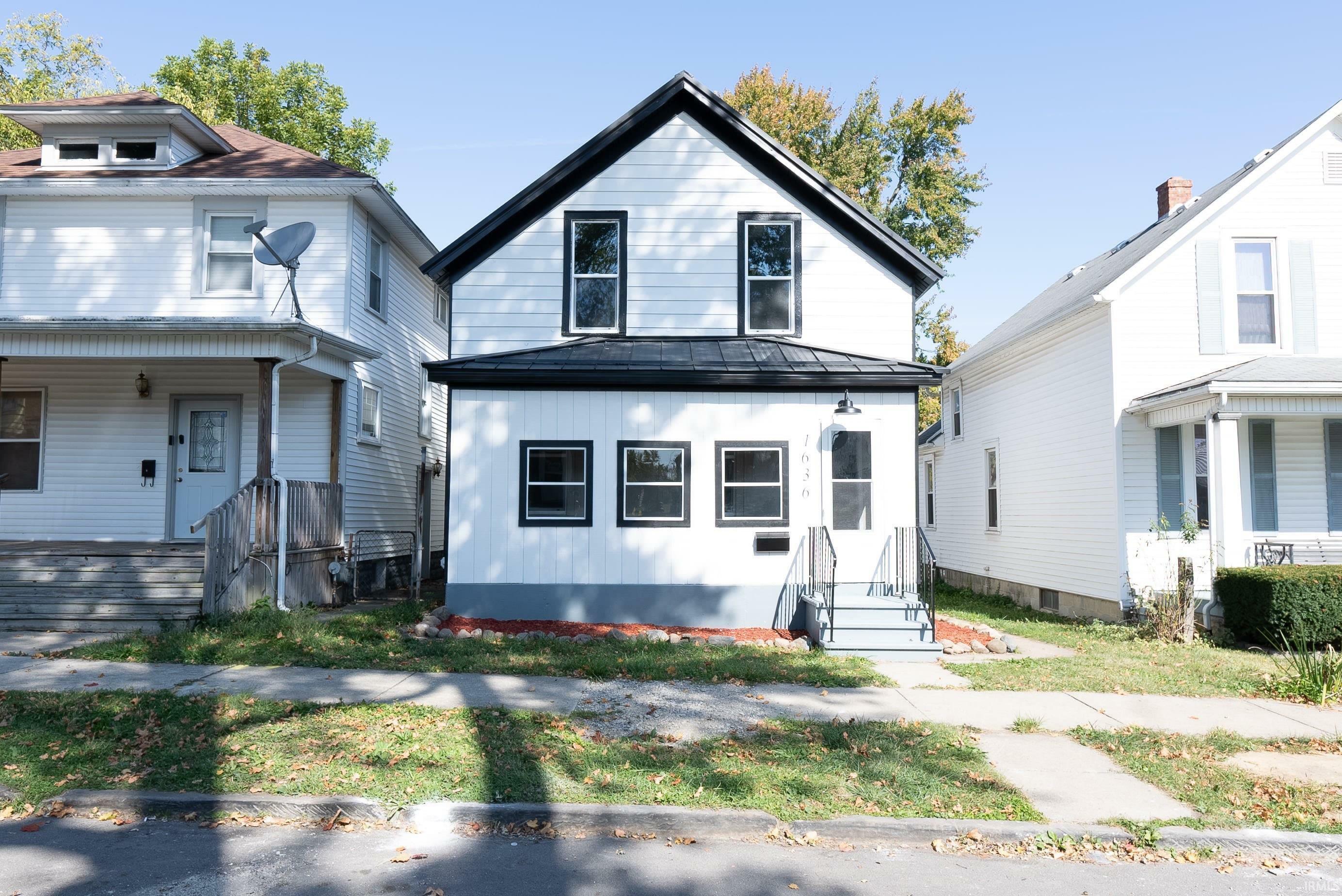 Property Photo:  1636 Sinclair Street  IN 46808-2699 