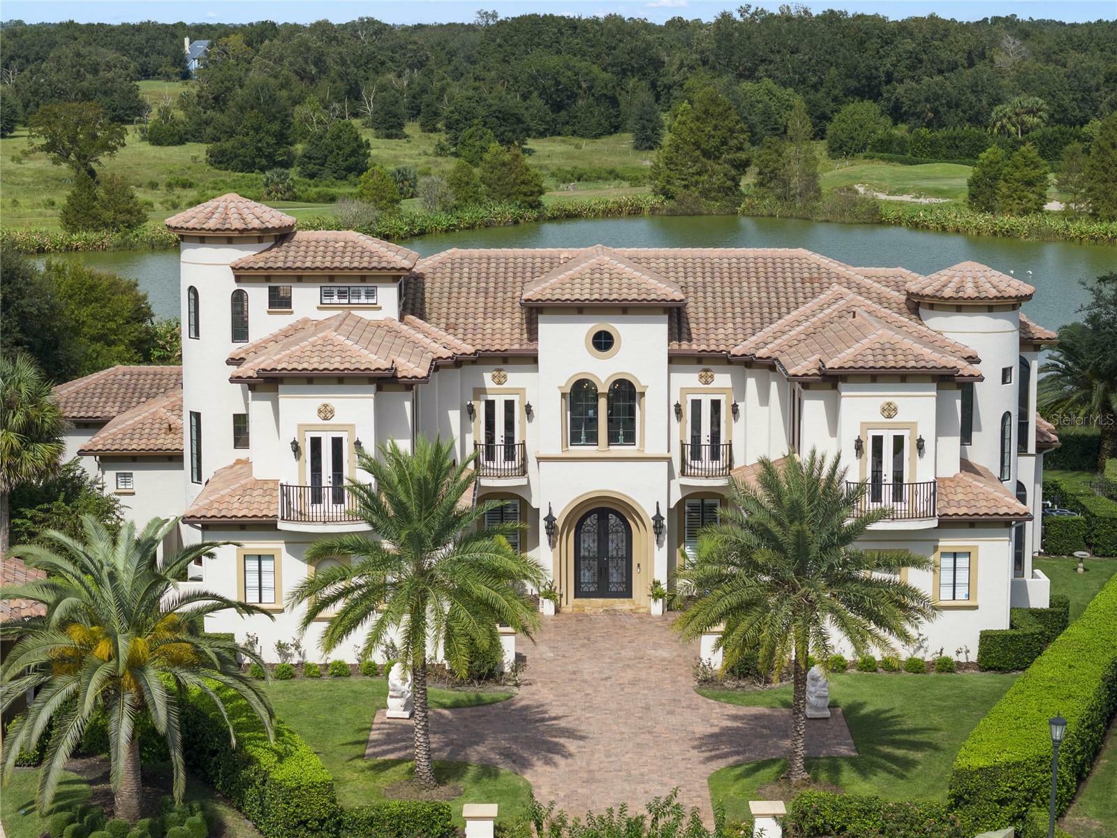 Property Photo: 25602 Grandview Pointe FL 32776