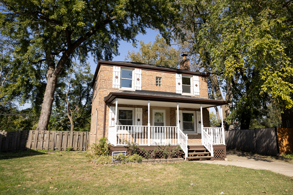 Property Photo:  2546 W 102nd Place  IL 60655 