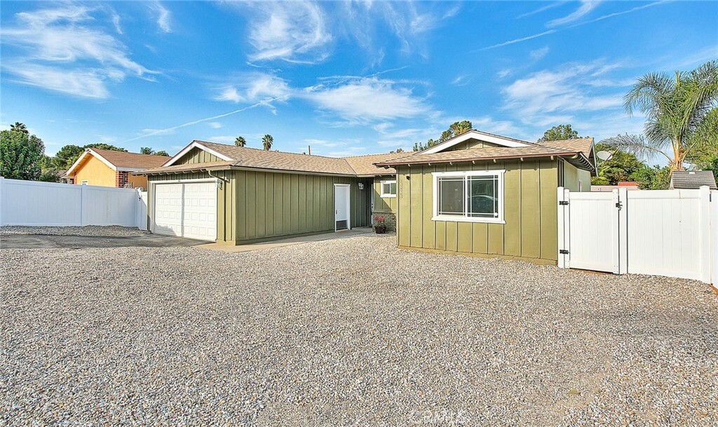 Property Photo:  15048 Franquette Street  CA 92530 