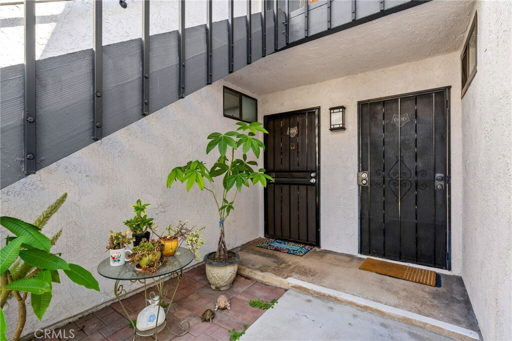 Property Photo:  215 Wichita Avenue 605  CA 92648 