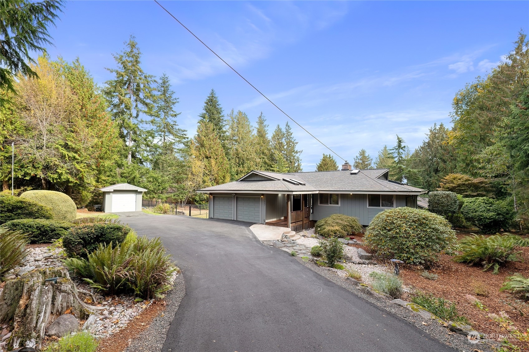 Property Photo:  1047 Puget Drive E  WA 98366 