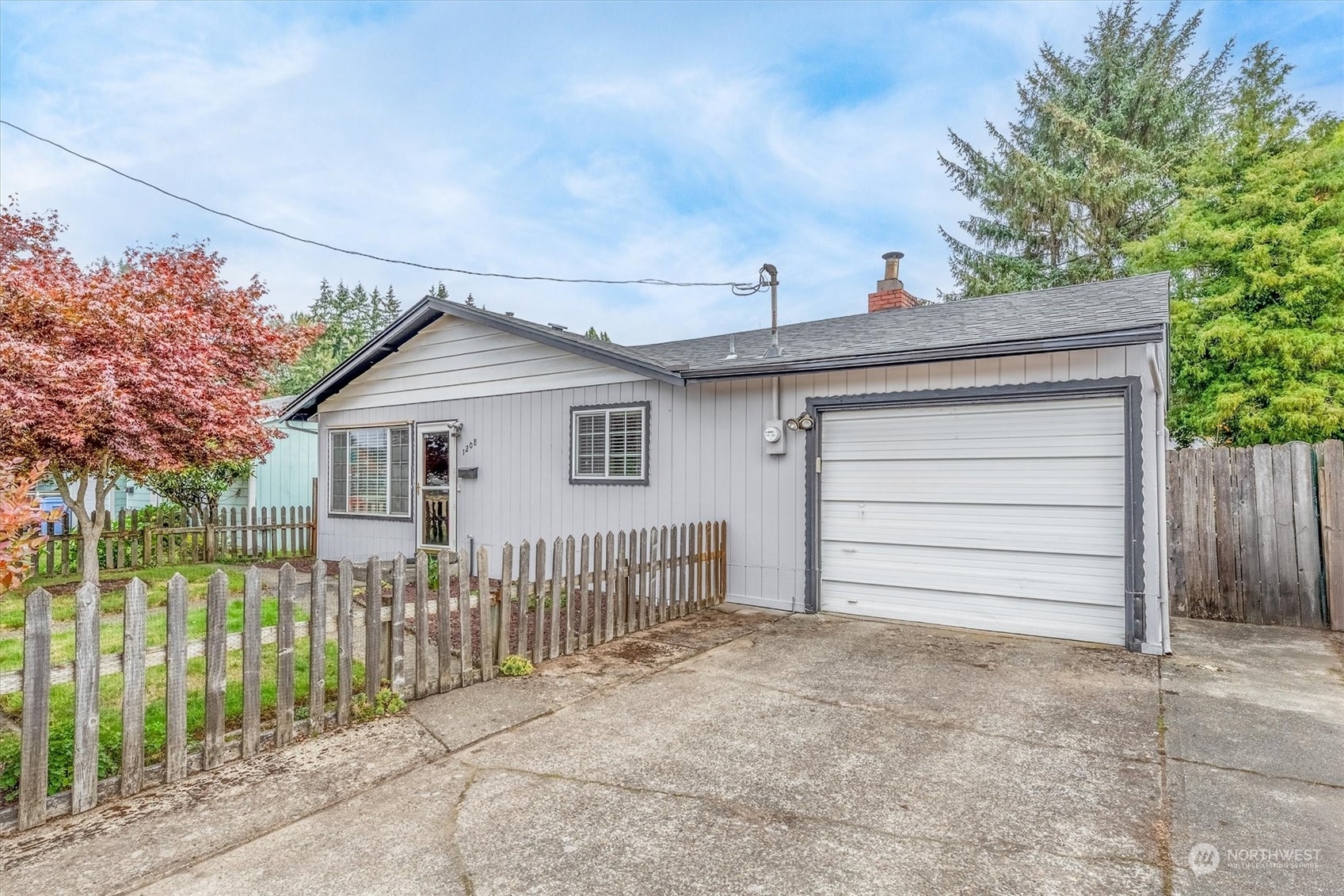 1208 S 8th Avenue  Kelso WA 98626 photo