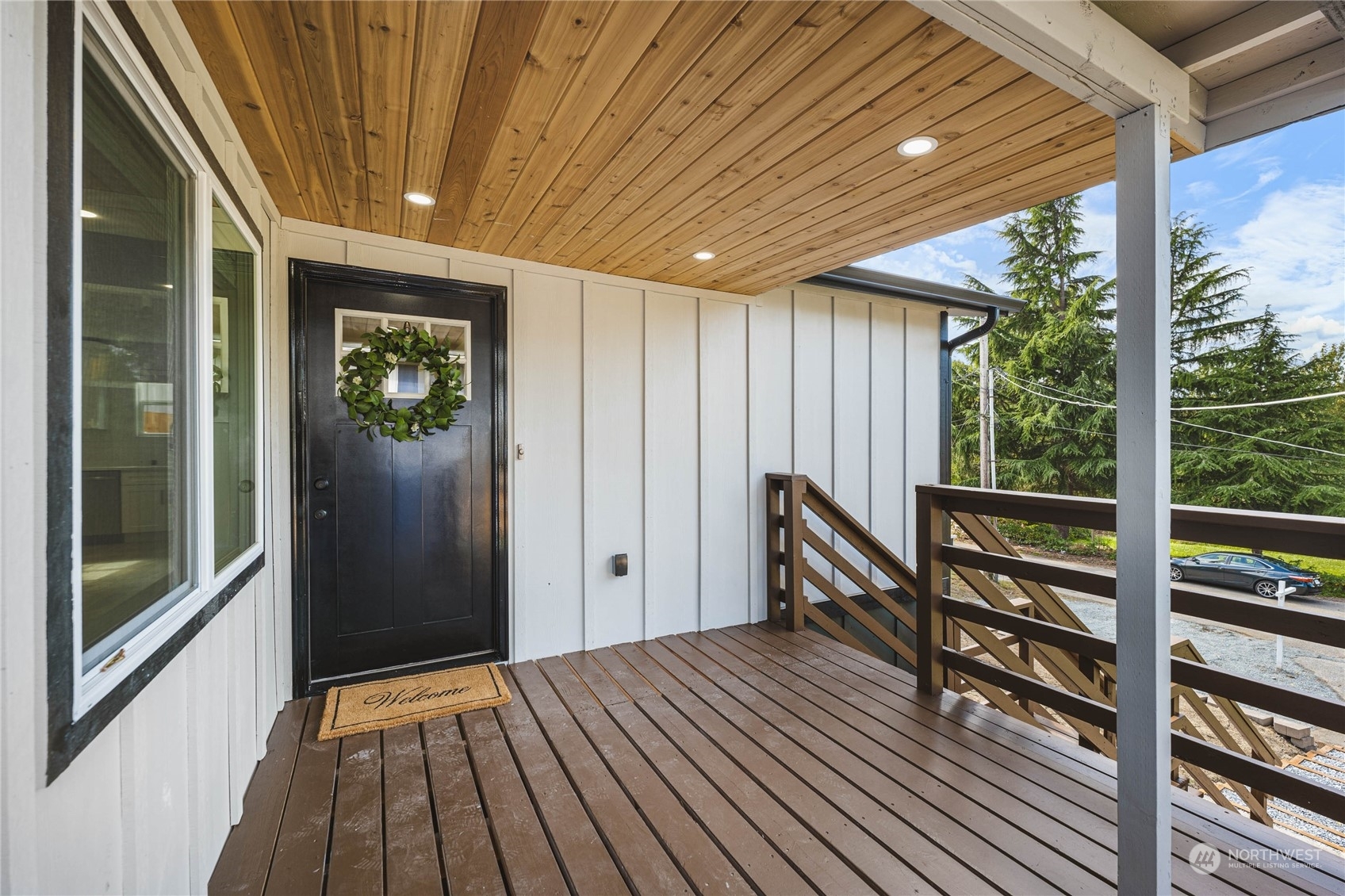 Property Photo: 9610 11th Avenue SW WA 98106