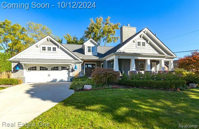 Property Photo:  124 Ferndale Avenue  MI 48307 