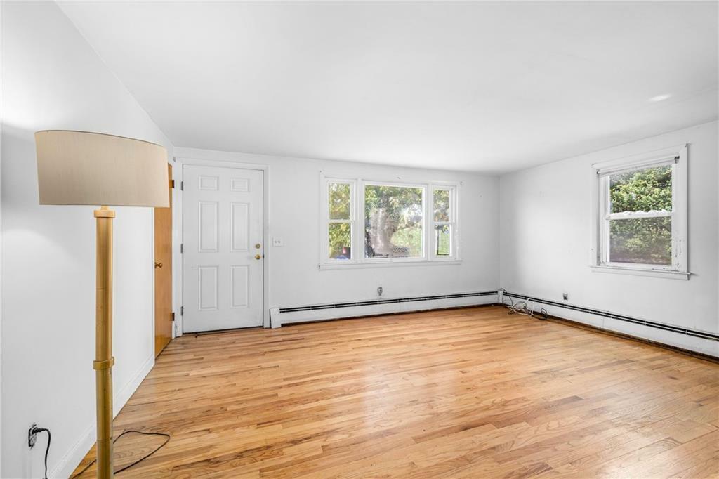 Property Photo:  86 Farnum Road  RI 02888 