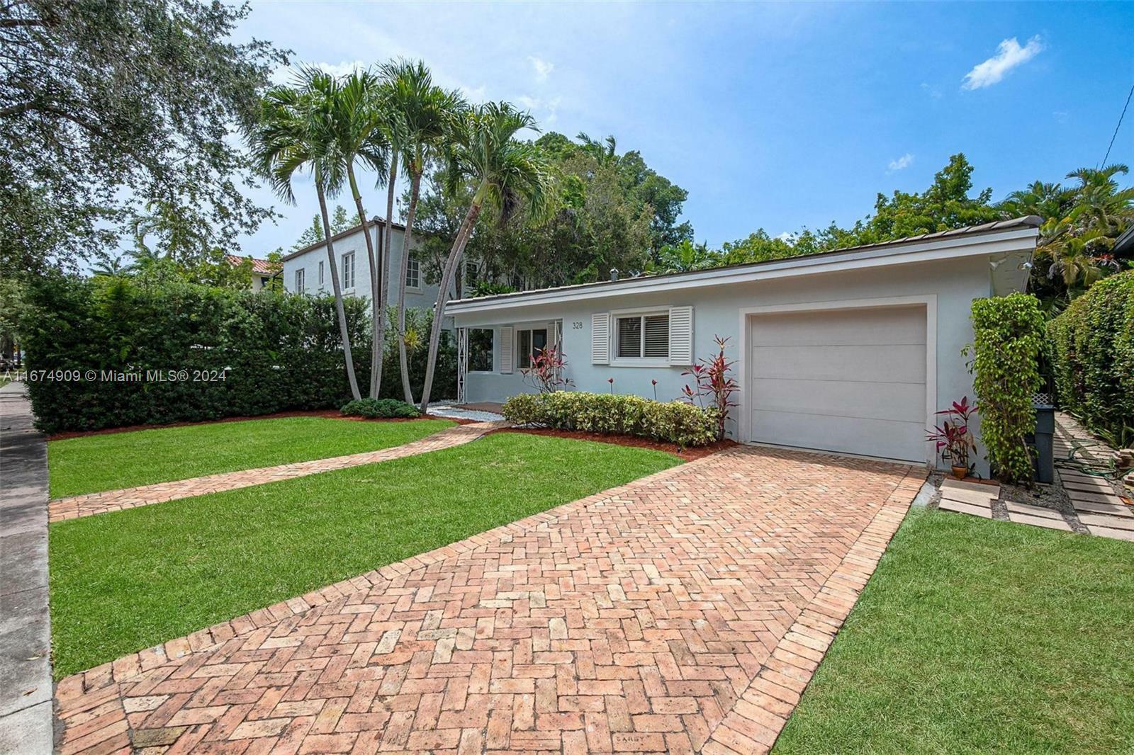 Property Photo:  328 Alesio Ave  FL 33134 