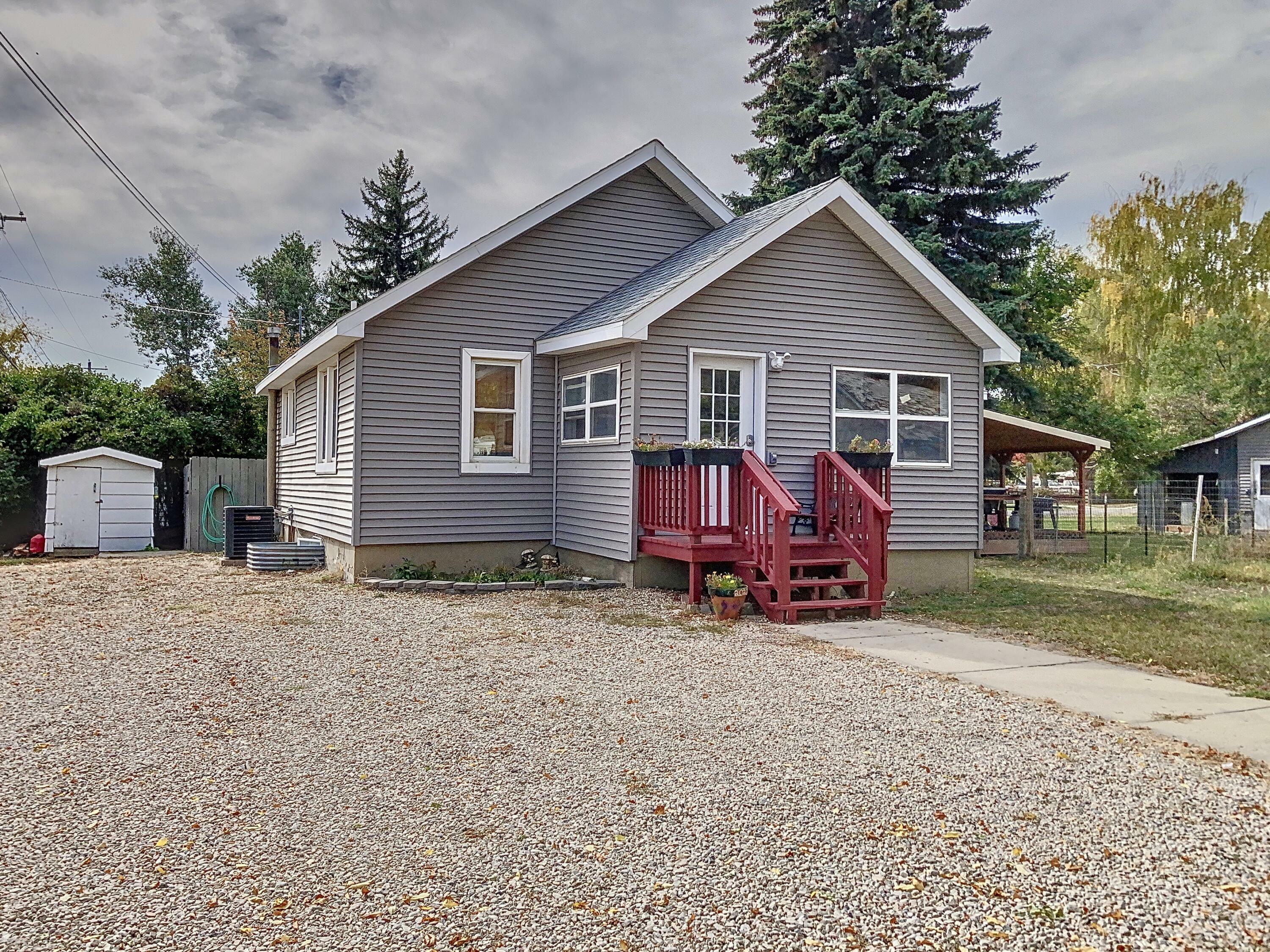 Property Photo:  797 N Desmet Avenue  WY 82834 