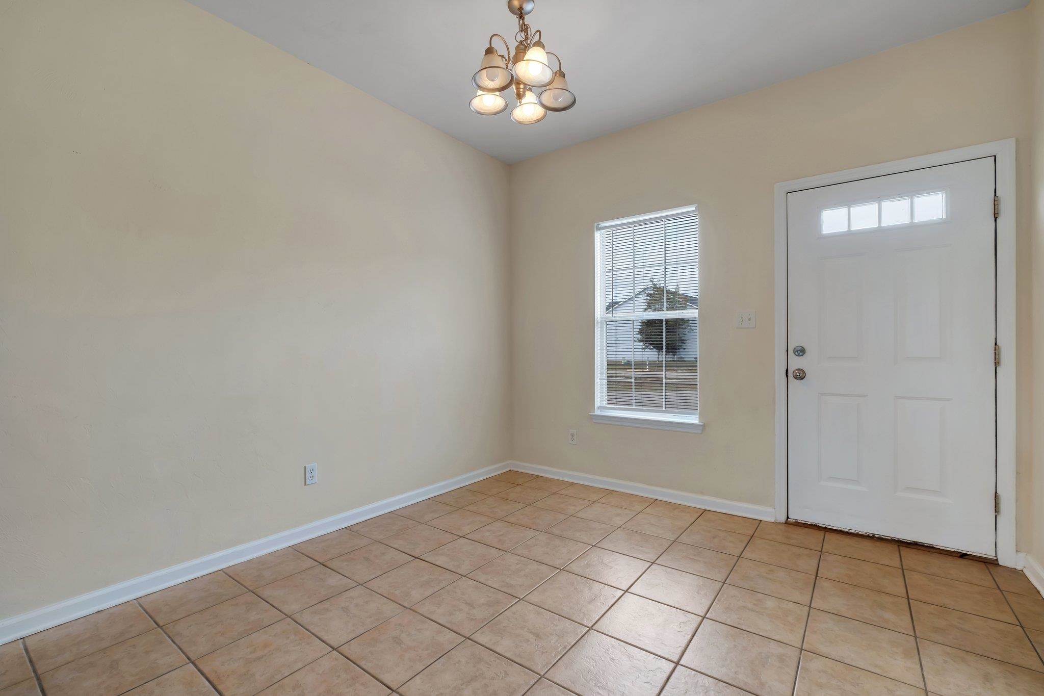 Property Photo:  5C Old Courthouse Way C  FL 32327 