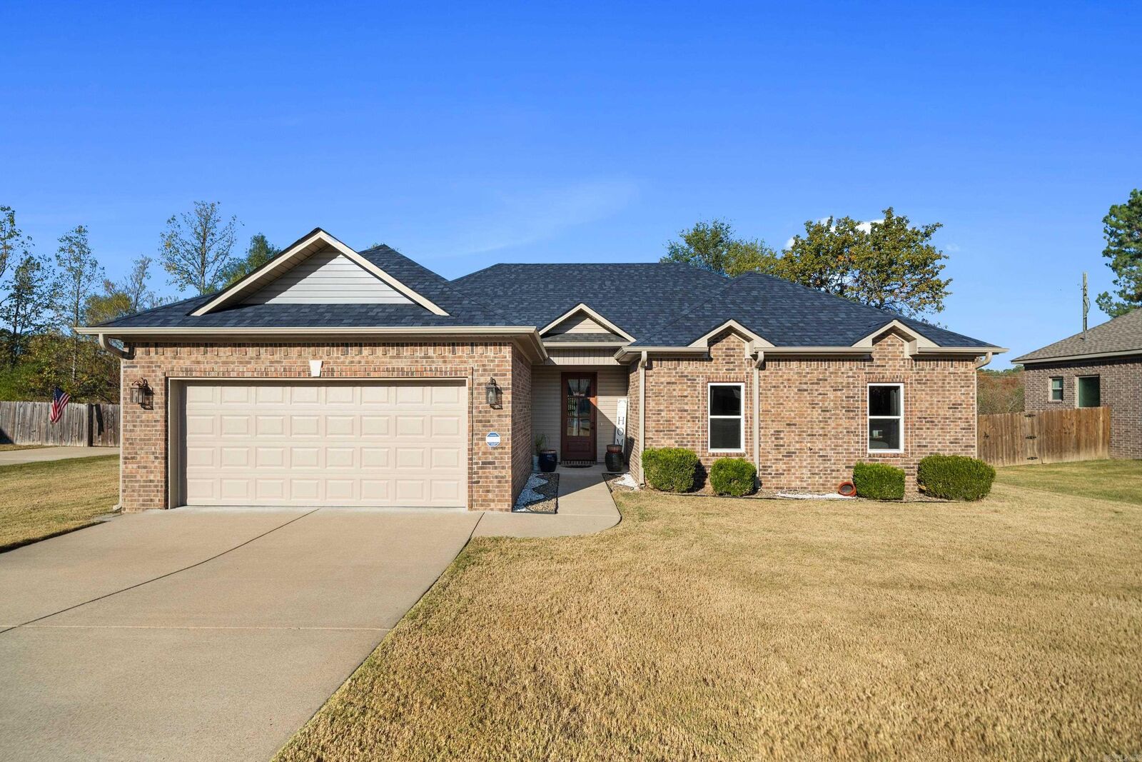 Property Photo:  127 Windcrest Circle  AR 71913 