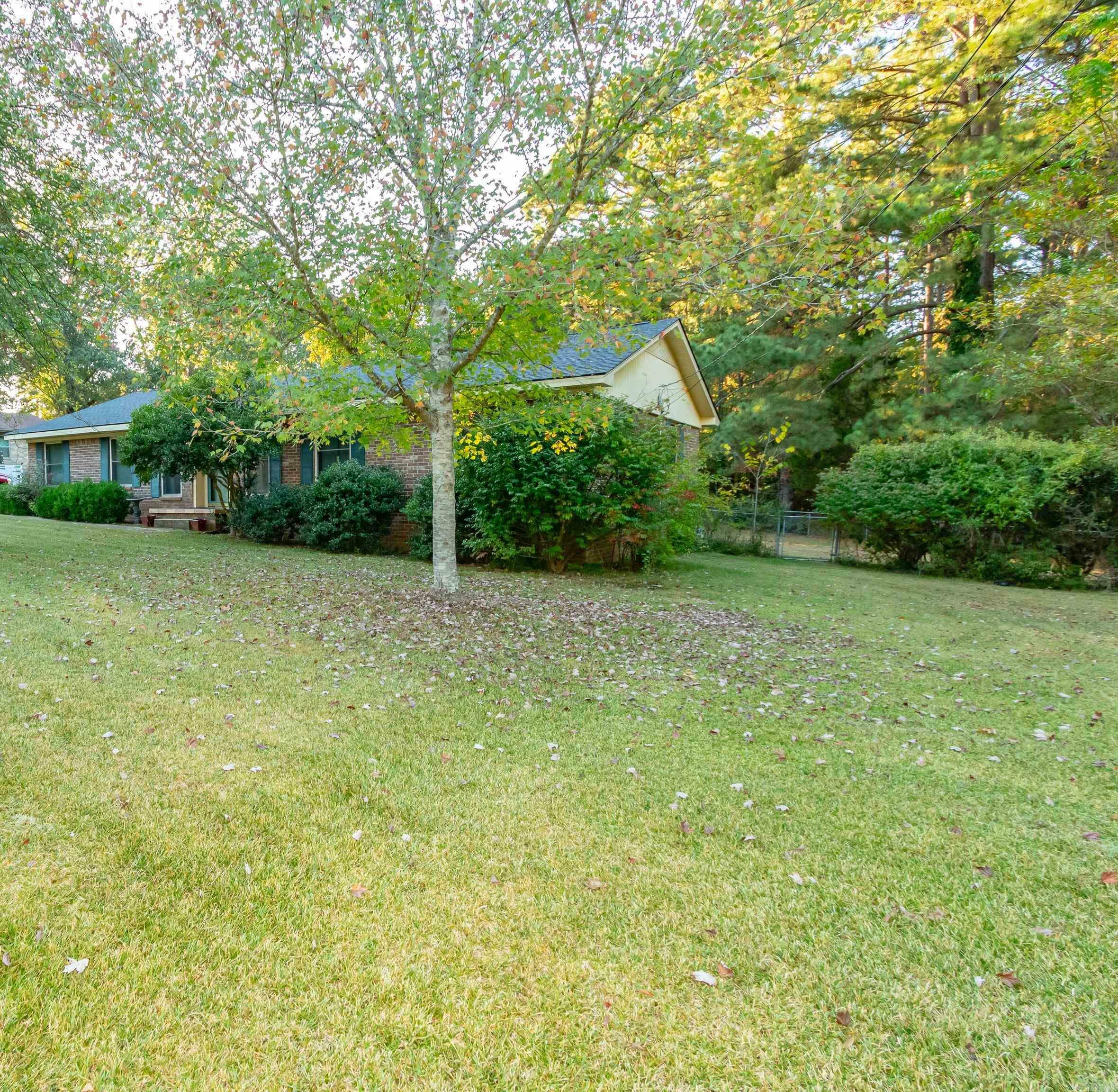 Property Photo:  13908 Alexander Rd  AR 72002 