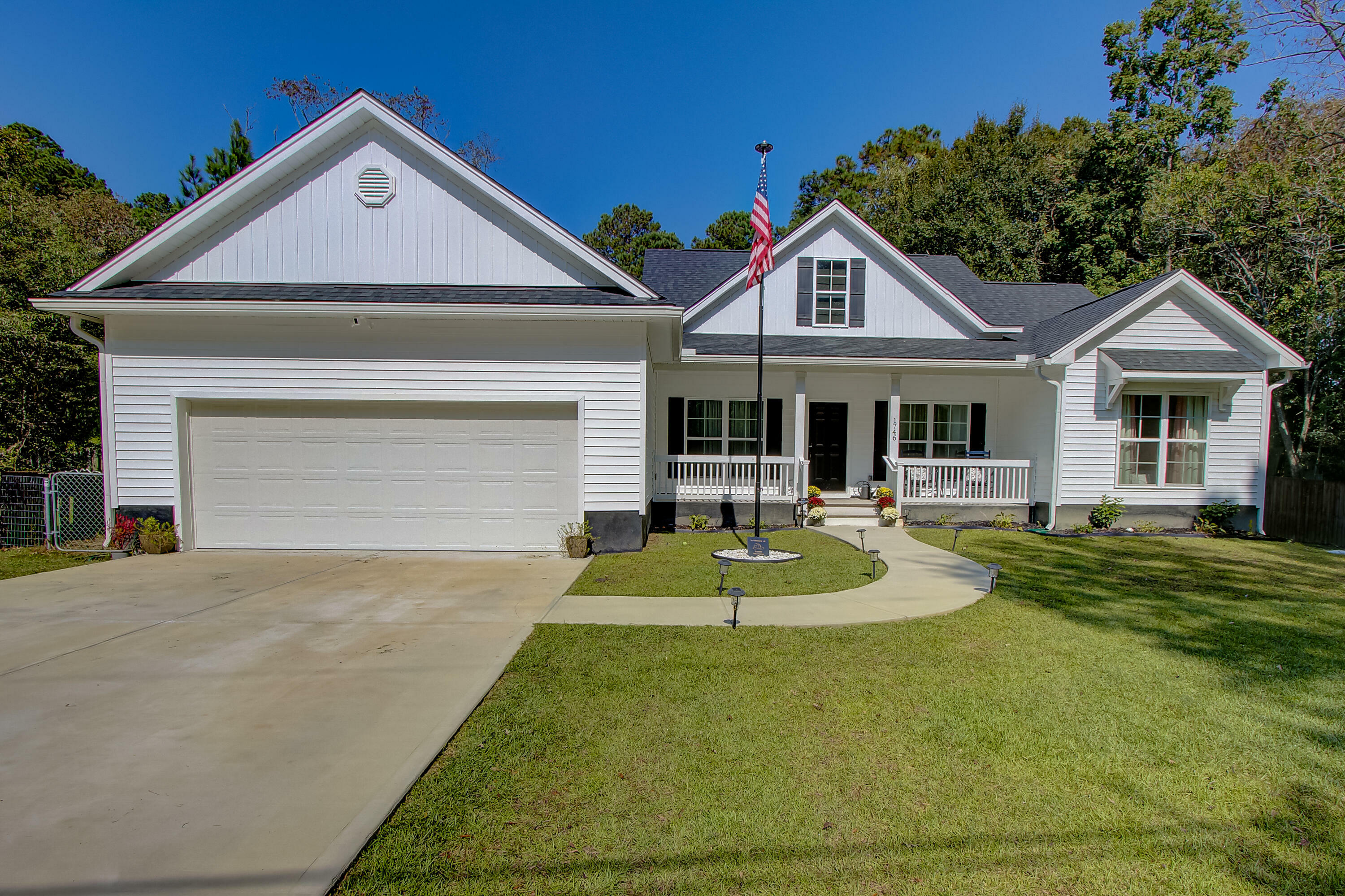 Property Photo:  1746 Pierpont Avenue  SC 29414 