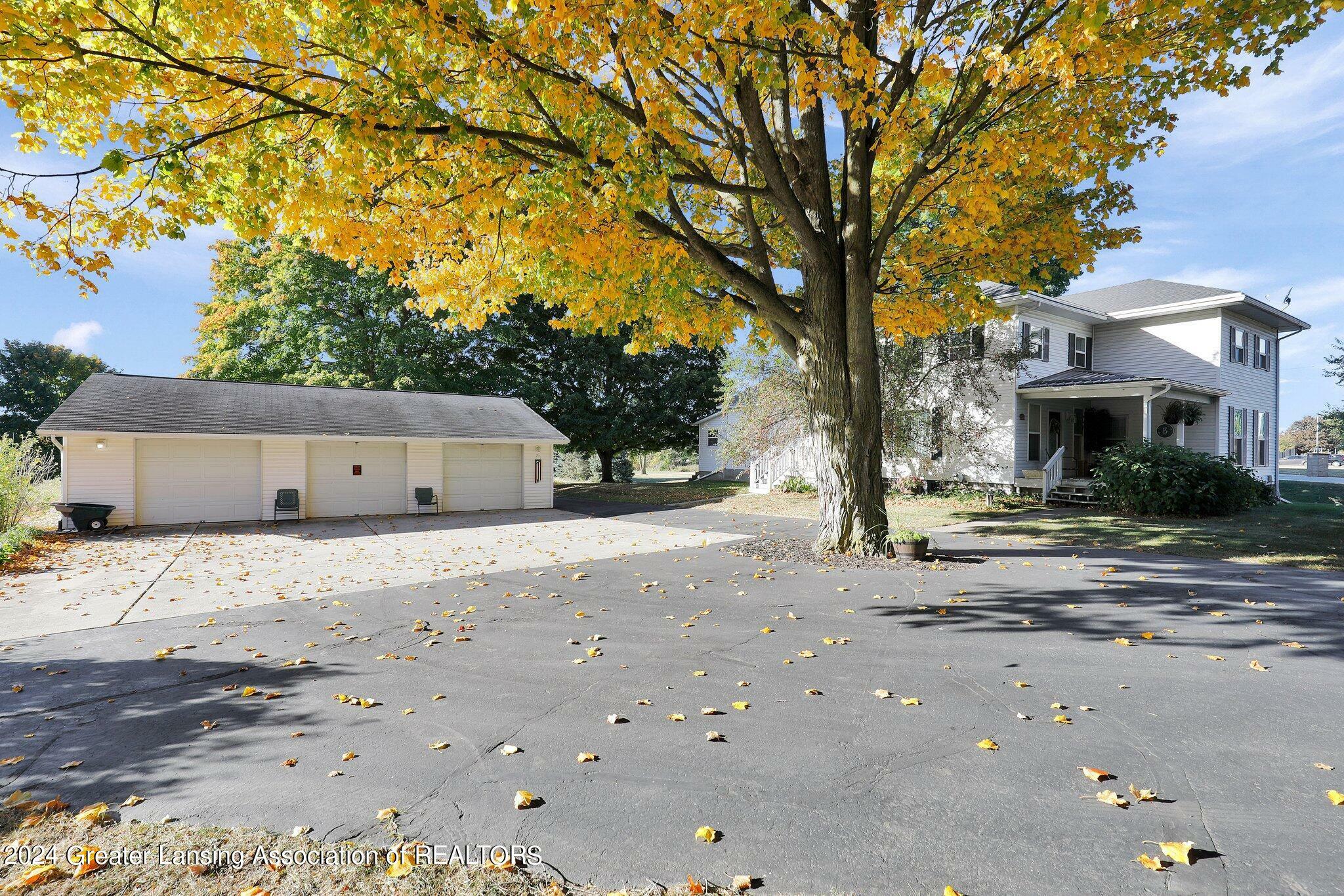 Property Photo:  1876 Packard Highway  MI 48813 