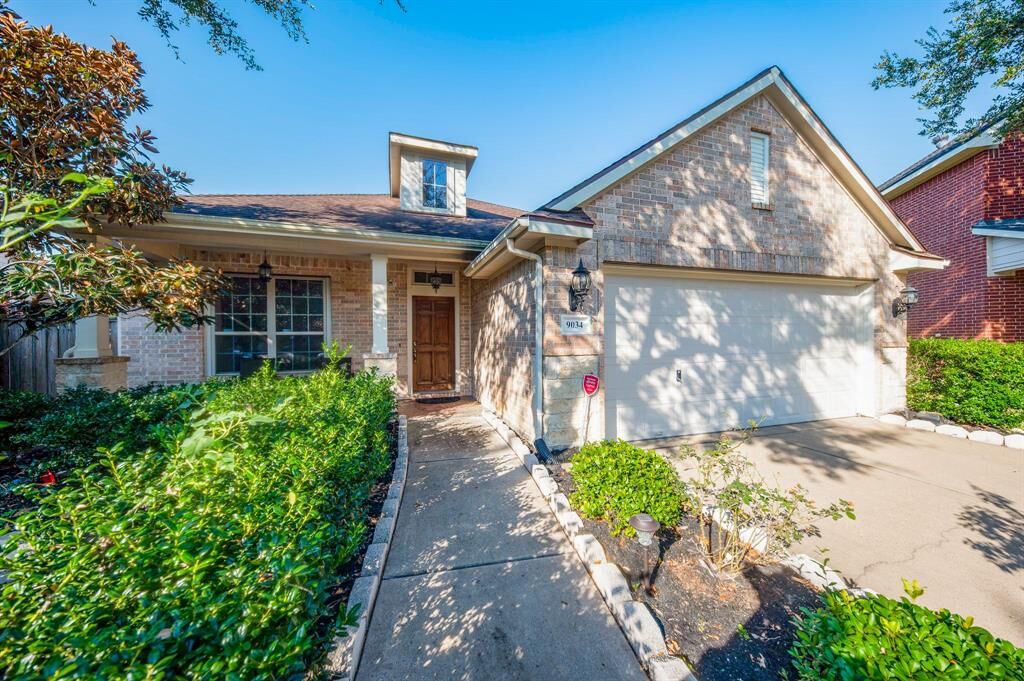 Property Photo:  9034 Necklace Tree Lane  TX 77494 