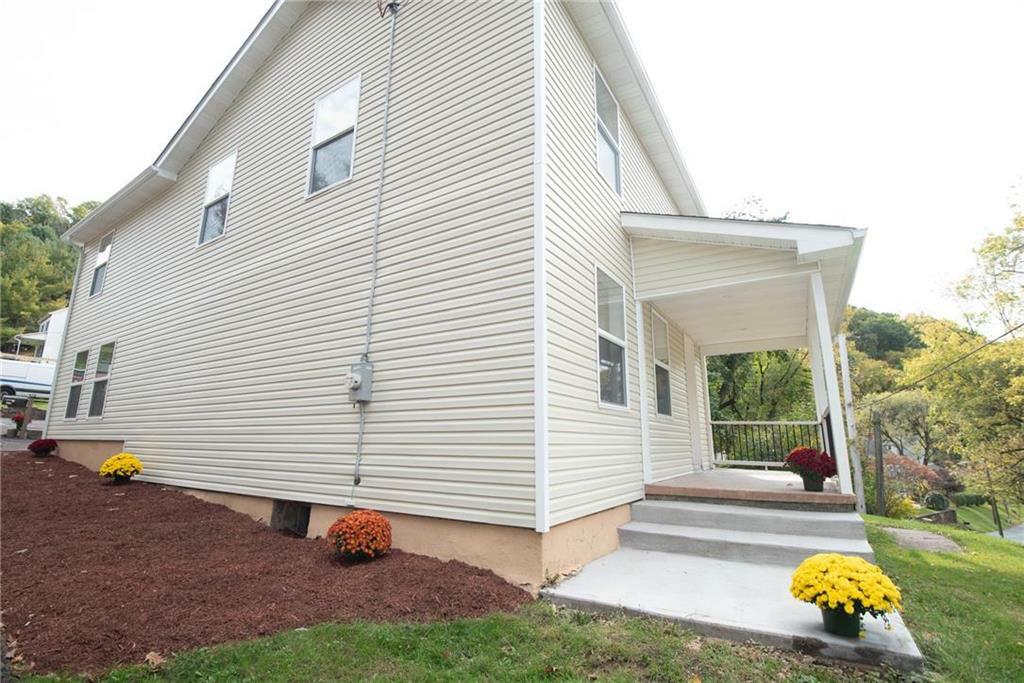 Property Photo:  2078 Saucon Avenue  PA 18015 