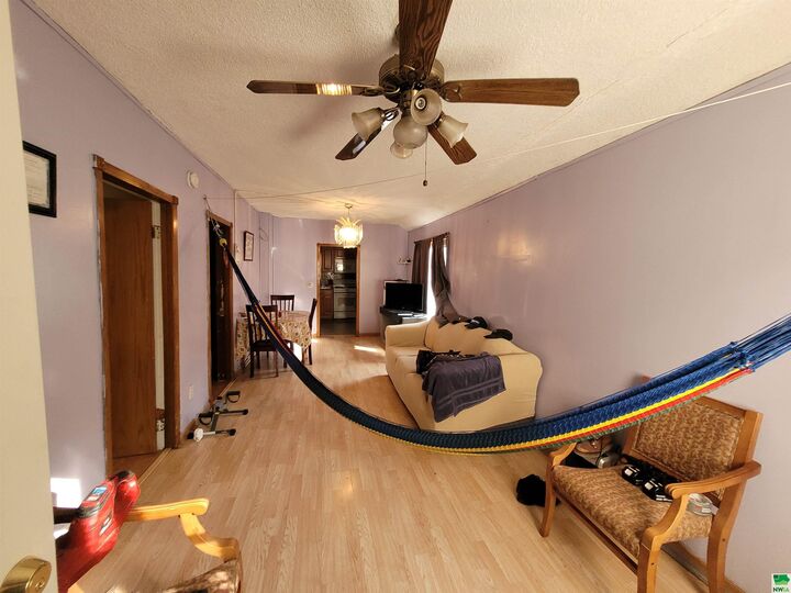 Property Photo: 913 17th St IA 51103