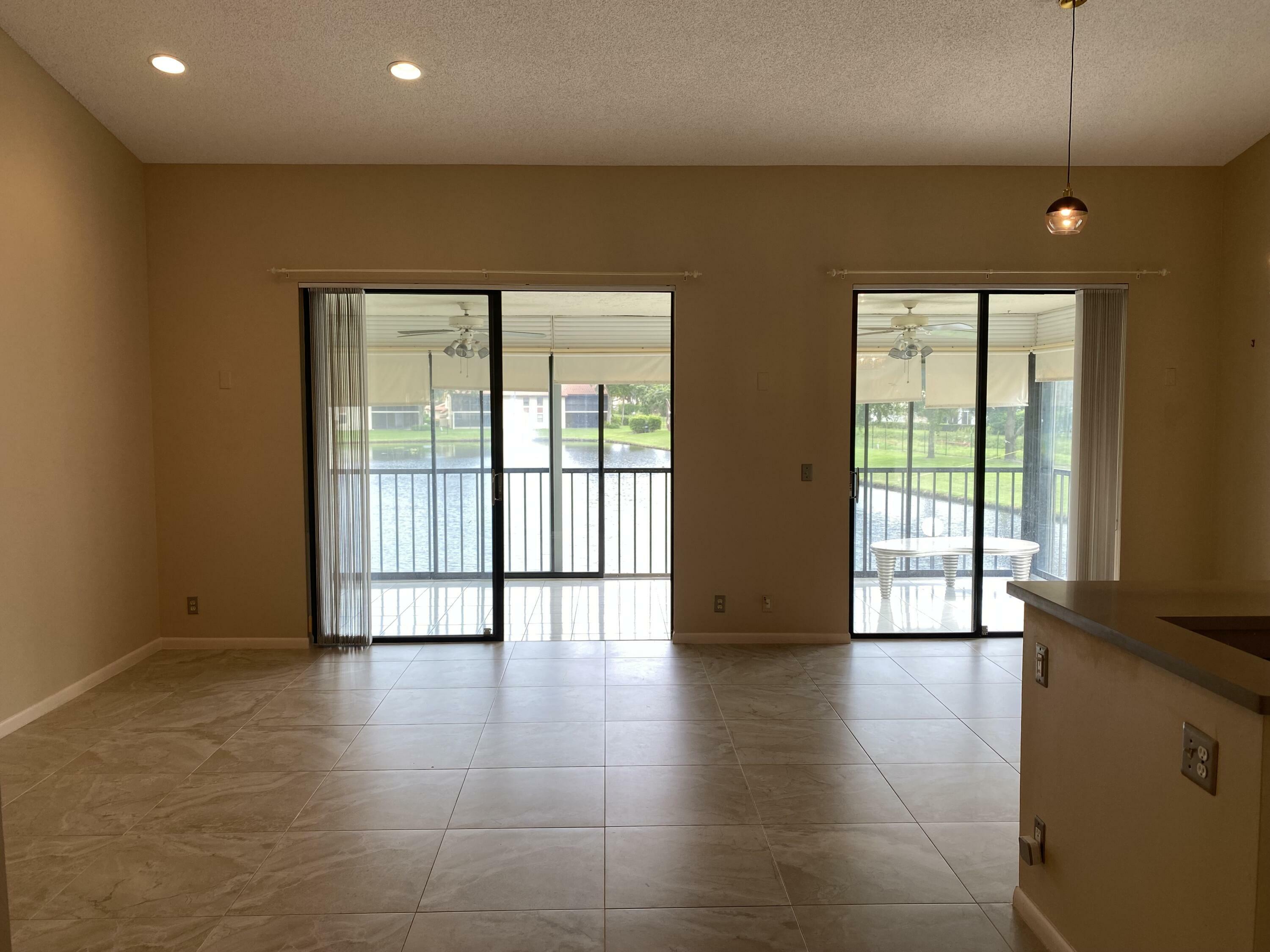 Property Photo:  5912 S End Lake Drive 202  FL 33437 