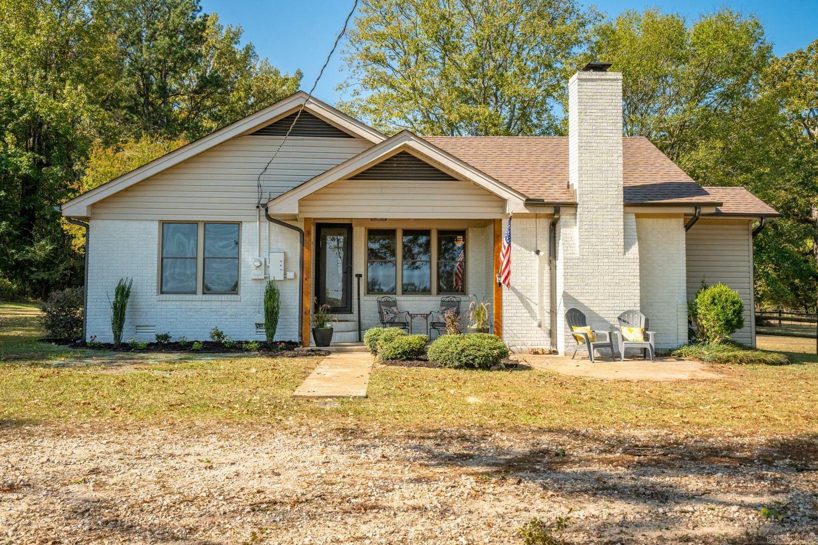 Property Photo:  2751 Country Club Road  AR 72104 